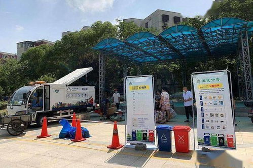 回收車開進小區，武漢垃圾分類不中斷